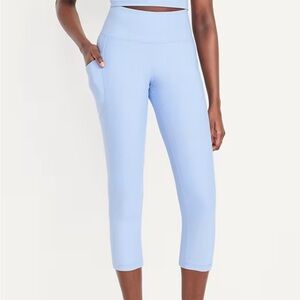 Old Navy High-Waisted PowerSoft Crop Pocket Leggings